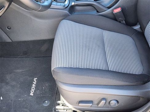 Used 2019 Hyundai Kona SEL w/ SEL Tech Package 02 image 8