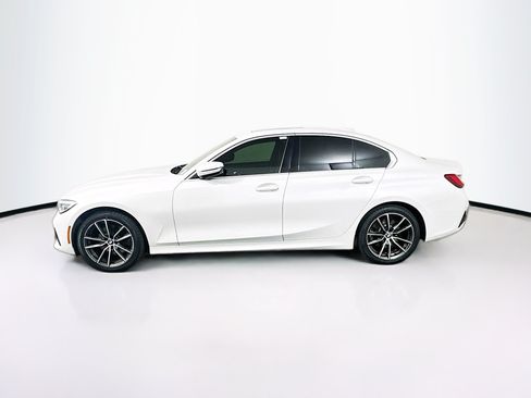 Used 2021 BMW 330i Sedan w/ Convenience Package RWD image 4