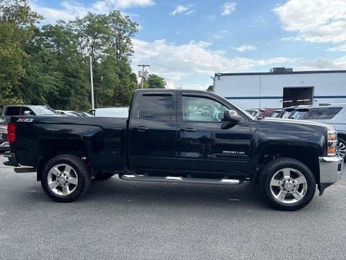 Used 2017 Chevrolet Silverado 2500 LT w/ All Star Edition AWD/4WD image 4