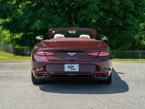 Used 2025 Bentley Continental GT Speed image 7