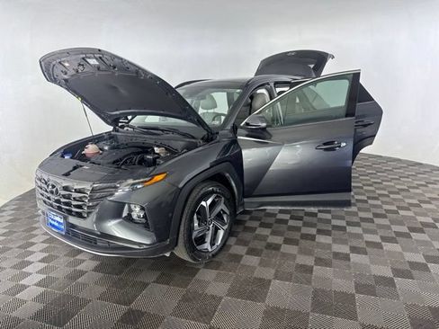Used 2022 Hyundai Tucson Limited AWD/4WD image 13