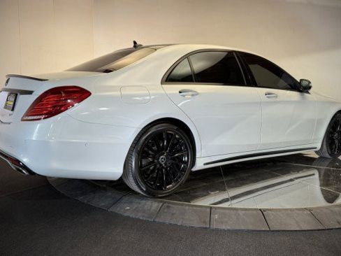Used 2016 Mercedes-Benz S 550 Sedan image 37