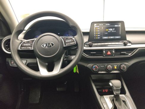 Used 2020 Kia Forte LXS FWD image 22
