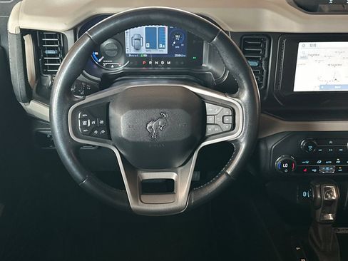 Used 2023 Ford Bronco Wildtrak AWD/4WD image 18