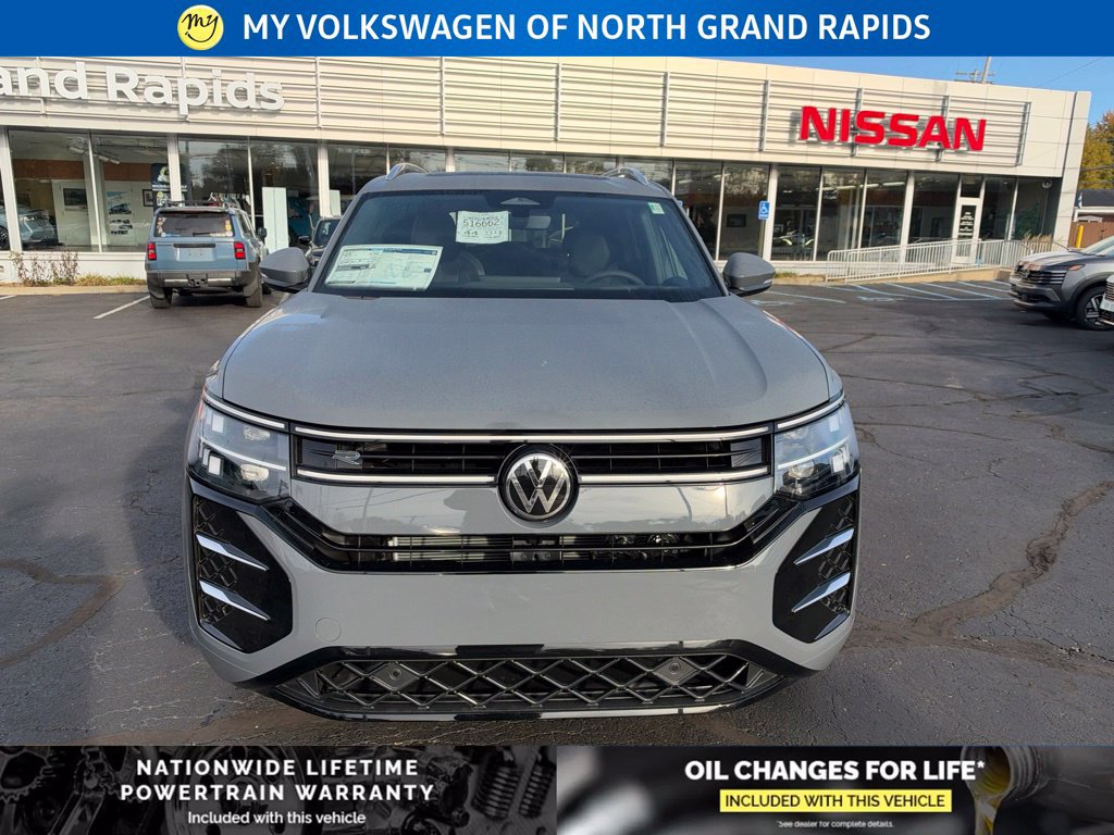 New 2027 Volkswagen Atlas SEL R-Line AWD/4WD image 8