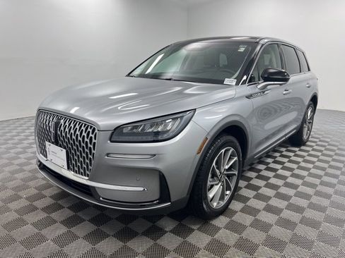 Certified 2023 Lincoln Corsair AWD w/ Equipment Group 101A image 2