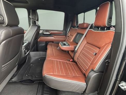 Used 2024 GMC Sierra 2500 Denali Ultimate image 20