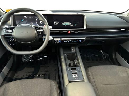 Used 2025 Hyundai Ioniq 6 SEL RWD image 10