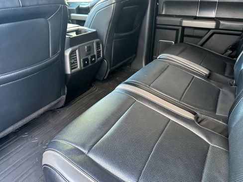 Used 2018 Ford F150 Raptor w/ Equipment Group 802A Luxury image 4