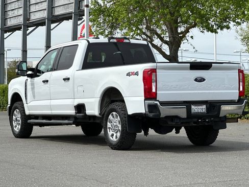 Used 2023 Ford F250 XLT AWD/4WD image 6
