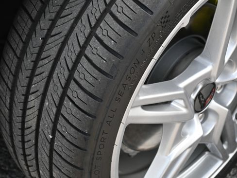 Used 2023 Chevrolet Corvette 2LT image 17