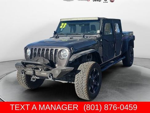 Used 2023 Jeep Gladiator Sport AWD/4WD image 1