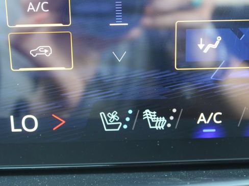 New 2026 Chevrolet Tahoe High Country AWD/4WD image 64