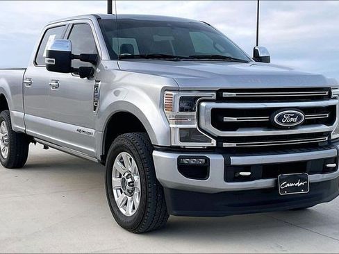 Used 2020 Ford F250 Platinum w/ FX4 Off-Road Package image 13