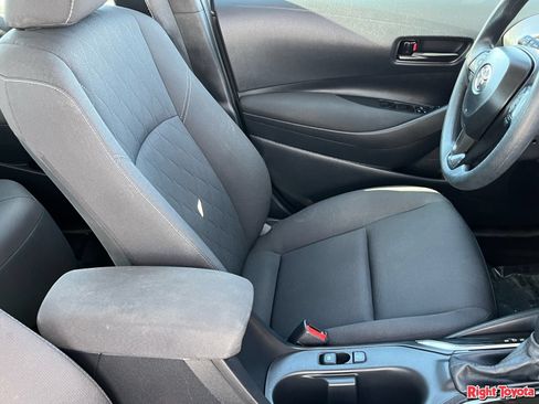 Certified 2025 Toyota Corolla LE FWD image 14