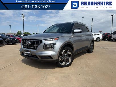 Used 2023 Hyundai Venue SEL w/ Cargo Package