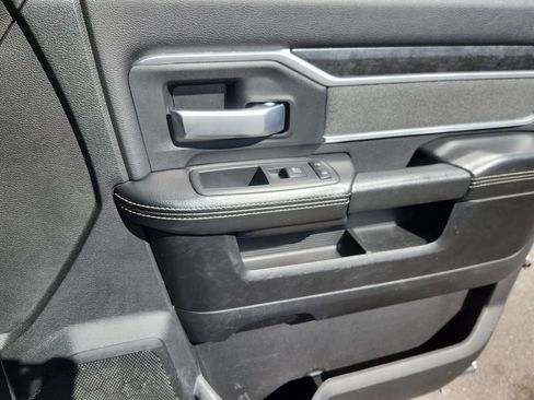 Used 2020 RAM 2500 Big Horn w/ Night Edition image 15