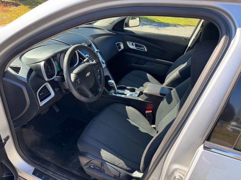 Used 2013 Chevrolet Equinox LS image 9