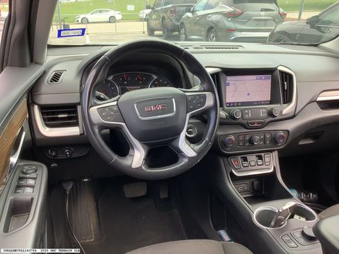 Used 2020 GMC Terrain SLE w/ Driver Convenience Package FWD image 12