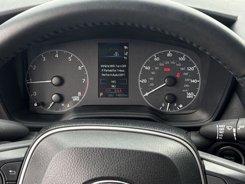 Used 2024 Toyota Corolla SE image 18