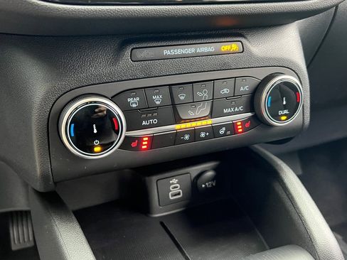 New 2026 Ford Escape ST-Line w/ Cold Weather Package image 18