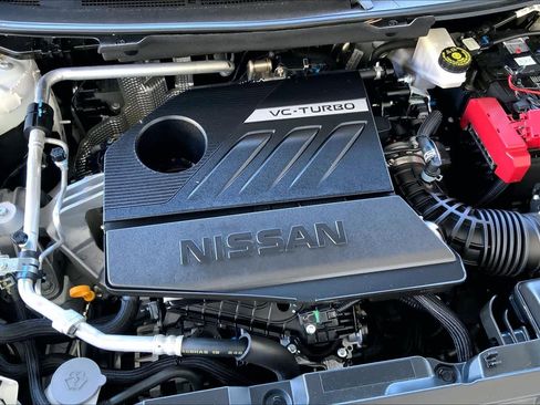 Used 2024 Nissan Rogue SL w/ SL Premium Package image 31