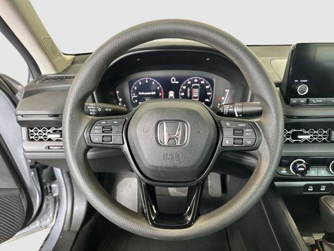 Certified 2023 Honda Accord EX image 8