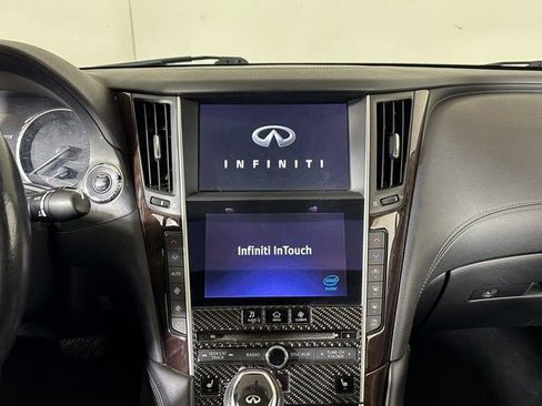 Used 2018 INFINITI Q50 Luxe w/ Essential Package (3.0T Luxe) image 12