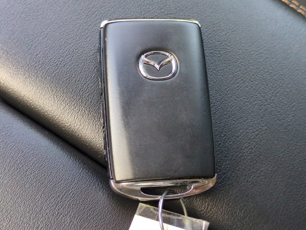 Certified 2024 MAZDA CX-90 3.3 Turbo w/ Preferred Plus AWD/4WD image 27