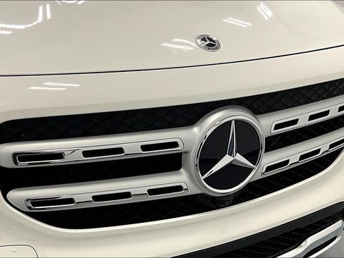 Used 2022 Mercedes-Benz GLB 250 image 38