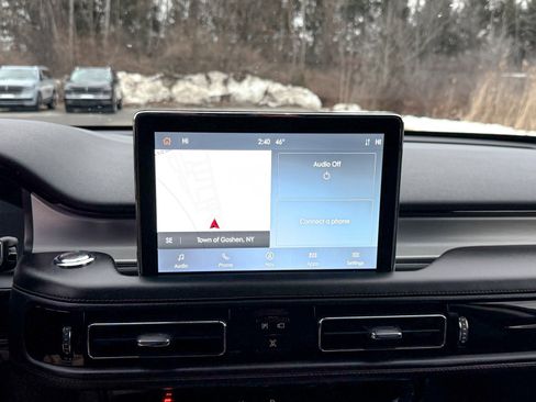 Used 2022 Lincoln Aviator Standard w/ Elements Package image 25