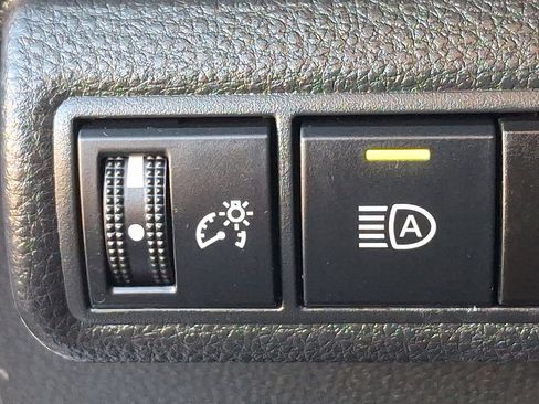 Certified 2023 Toyota Corolla SE image 24