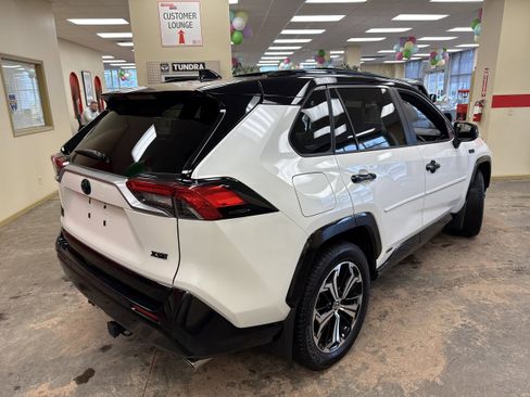 Used 2021 Toyota RAV4 XSE image 12