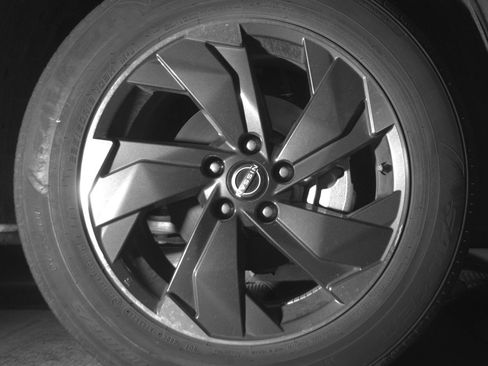 Used 2025 Nissan Rogue SV FWD image 13