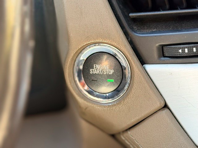Used 2015 GMC Yukon XL SLT w/ Open Road Package AWD/4WD image 15