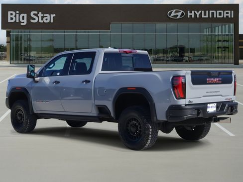 Used 2024 GMC Sierra 2500 AT4X w/ AT4X AEV Edition image 3