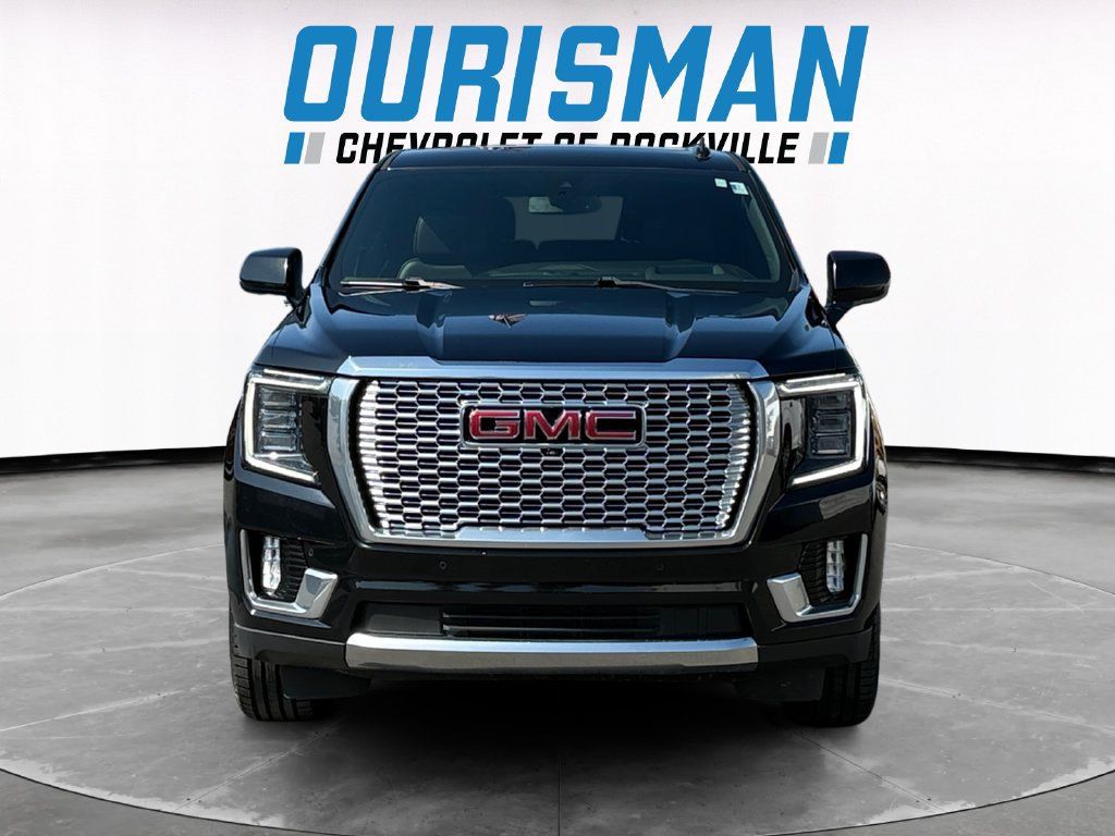 Used 2022 GMC Yukon XL Denali AWD/4WD image 8