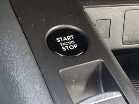 Certified 2026 Nissan Kicks SV image 26