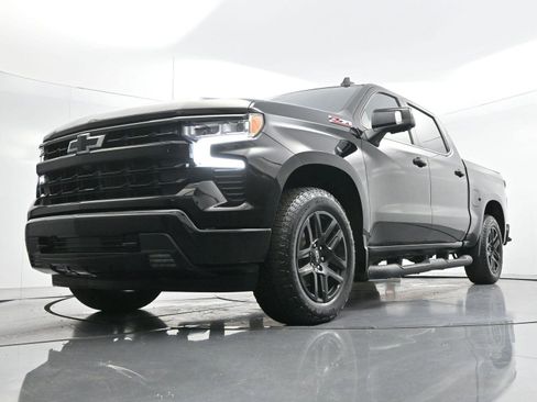 Used 2023 Chevrolet Silverado 1500 RST AWD/4WD image 42