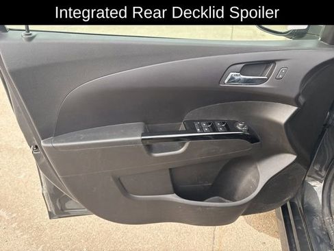 Used 2020 Chevrolet Sonic LT w/ Convenience Package image 13