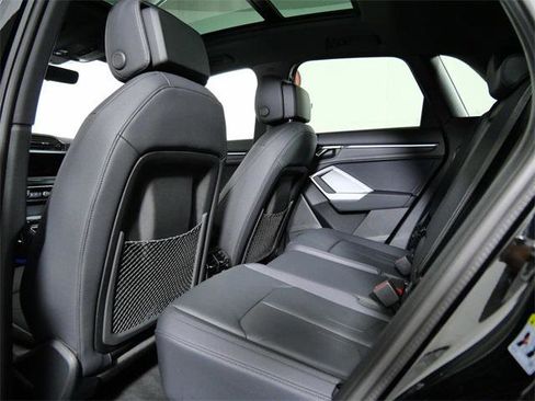 Certified 2024 Audi Q3 2.0T Premium Plus image 14