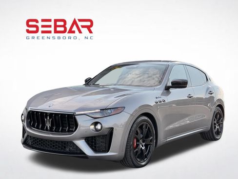 Used 2022 Maserati Levante Modena AWD/4WD image 11