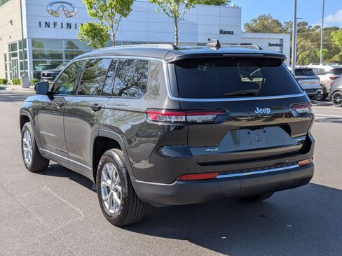 Used 2023 Jeep Grand Cherokee L Limited AWD/4WD image 5