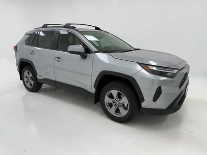 New 2025 Toyota RAV4 XLE w/ Convenience Package