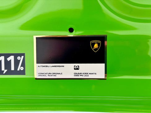 Used 2022 Lamborghini Huracan EVO RWD image 27