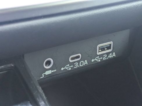 Used 2024 Subaru Outback Premium AWD/4WD image 21