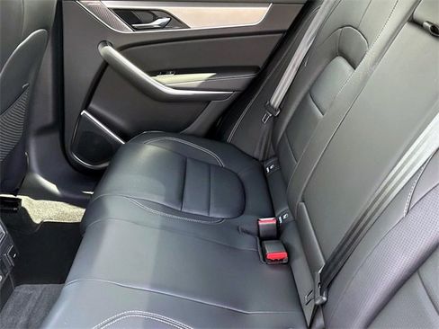 New 2026 Jaguar F-PACE R-Dynamic S image 12
