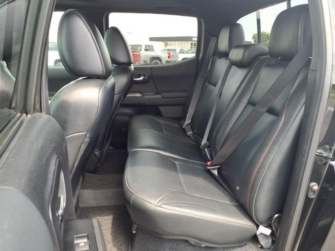 Used 2021 Toyota Tacoma TRD Pro AWD/4WD image 16