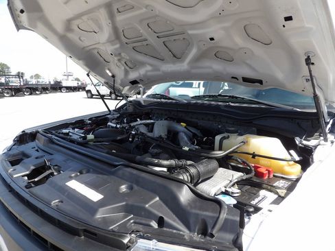 Used 2021 Ford F550 image 46