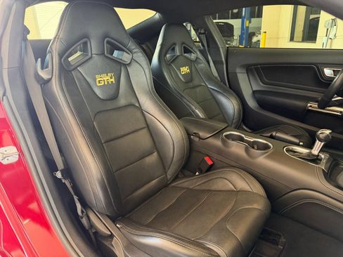 Used 2022 Ford Mustang GT Premium w/ GT Performance Package RWD image 26